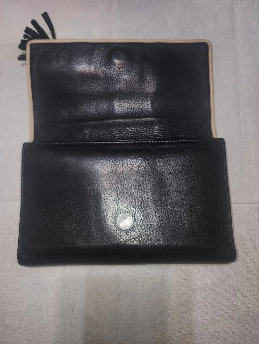 Vintage Elaine West Black Leather Trifold Wallet w/ ID Wiindow & Many Card Slots